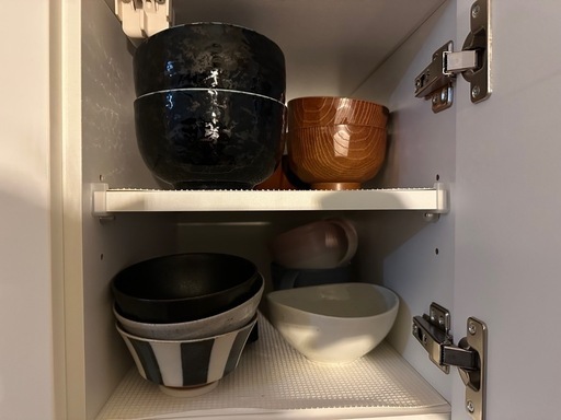 キッチン　ホワイト　食器棚　カップボード
