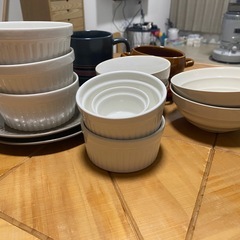 食器　9月末までの画像