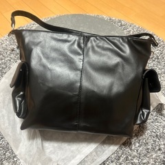 新品　ショルダーバッグの画像