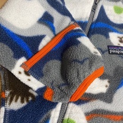 Patagonia 動物柄フリースロンパース6Mの画像