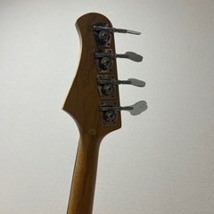4弦ベースの画像