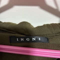 INGNI パーカー カーキの画像