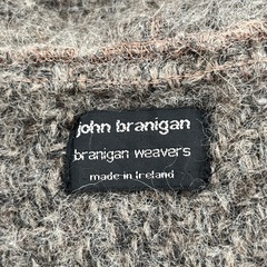 John Branigan ジョンブラニガン フード付きポンチョ アルパカの画像