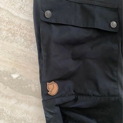 フェールラーベン FJALL RAVEN ハイキング、トラッキング、登山 パンツの画像