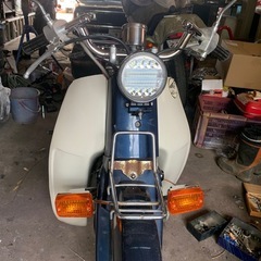 ホンダスーパーカブ
の画像