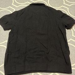H&M 黒ポロシャツの画像
