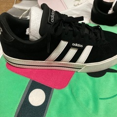 adidas アディダス スニーカー メンズ 27.5ブラックの画像