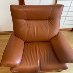 1人掛け本皮ソファの画像