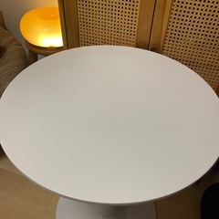 カフェテーブル　直径60センチの画像