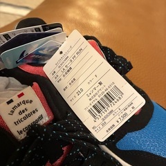 レディース23.0 スニーカー　シューズの画像