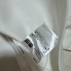 UNIQLO GU 白 タートルネック トレーナーの画像