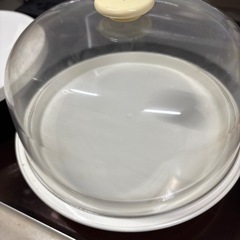 ケーキ回転台の画像