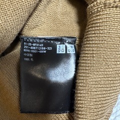 ユニクロ　UNIQLO レディース　長袖ニットの画像