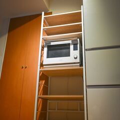 【引き取り限定】ラック※電子レンジは付いていません【9/29まで限定】の画像