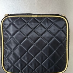 化粧ポーチの画像