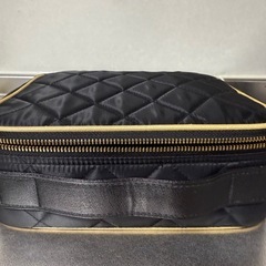 化粧ポーチの画像