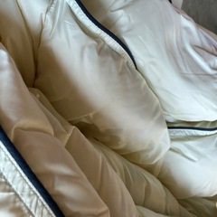 新品　高級　羽毛布団　シングル　掛け布団　薄掛け　アイボリー　ゴールドラベルの画像