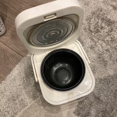 ニトリの炊飯器の画像