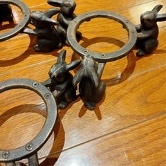 （美品）うさぎの五徳❮鉄製❯一個の価格です。の画像