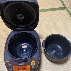 炊飯器の画像