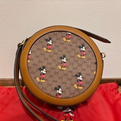 グッチ　GUCCI ショルダーバッグ　ディズニーコラボ　レア　バッグ
の画像