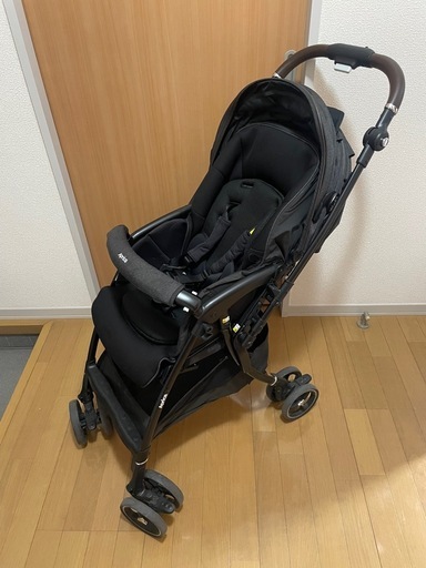 【美品】Apricaベビーカーラクーナクッションフリープラス2022年購入