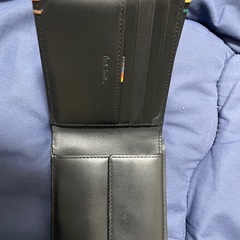 折りたたみ財布の画像