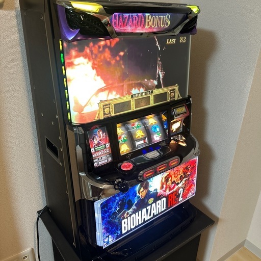 【スタンド付き】アデリオン パチスロ バイオハザード RE:2 中古パチスロ実機　スロット
