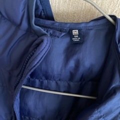 ユニクロ　ダウン　130 ブルーの画像