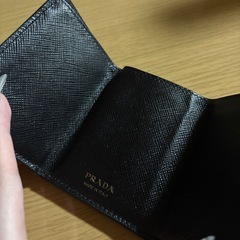 PRADA 三つ折財布の画像