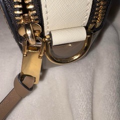 Marc Jacobs ベージュ ショルダーバッグの画像