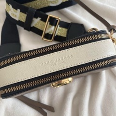Marc Jacobs ベージュ ショルダーバッグの画像