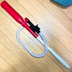 灯油容器 18L 2個 電動ポンプ セット 清掃済み ポリタンク 青色 水色 ストーブ 暖房 空調 オイル 燃料入れ タンク ケース カン ポリエチレン ヒーター ガソリン 冬物の画像