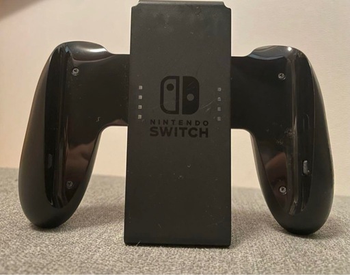 任天堂Switch
