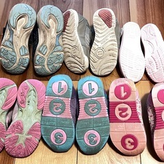 16.0 靴　スニーカー 上履き シューズの画像