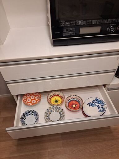 食器棚　とても良い、汚れなし