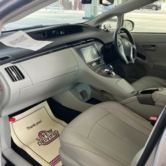 Gグレード トヨタ プリウス ハイブリッド、2012年モデルの画像