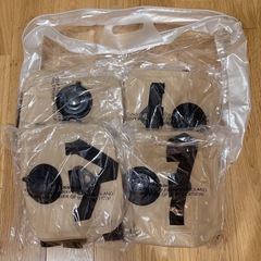 【新品未使用】テント重り 4個セット ベージュウエイトバッグ 注水式 10kg テントタープ用の画像