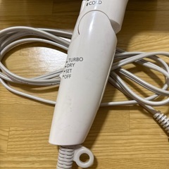 【中古】Panasonic ドライヤー 16年製 EH-NE67の画像