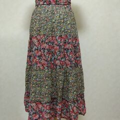 スカート　ブラック×小花の画像