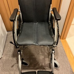 超美品　WHS07-GY Tacaof 車いす 自走式 アルミ製の画像