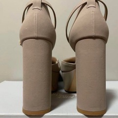 厚底　パンプス　ヒールの画像