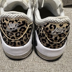 NIKE シューズの画像