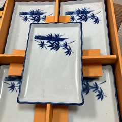 食器セットの画像