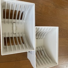 【新品】トトノ　　ディッシュスタンド　2個セットの画像