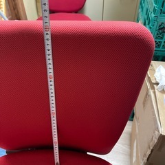 事務用品 椅子 油圧式で高さ調整できます出来ますの画像