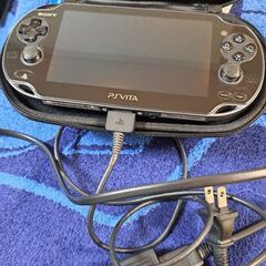 PS-VITA可動品ソフト3本付きの画像