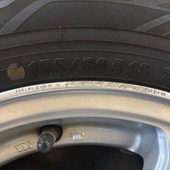 スタッドレスタイヤ、ホイール付き4本の画像