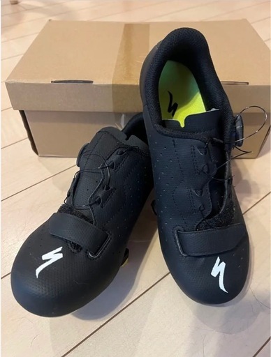 新品未使用！SPECIALIZED ロードバイクシューズ（レディース）