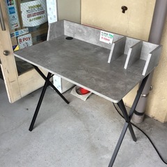 ワークデスク　机　作業台　テーブル　グレーの画像